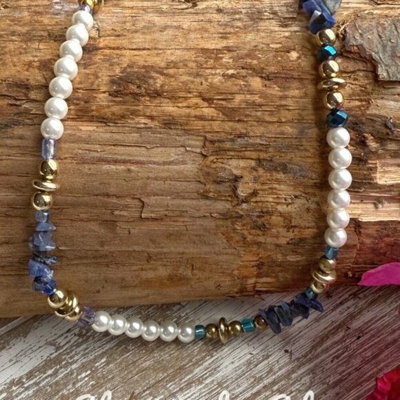 DAINTY MULTI TONE GOLD PEARLS  LAPIS BOHEMIAN NECKLACE - Picture 1 of 4